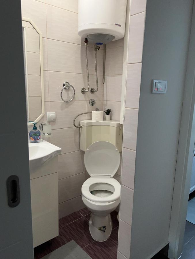 Apartman Lena Belgrade Extérieur photo